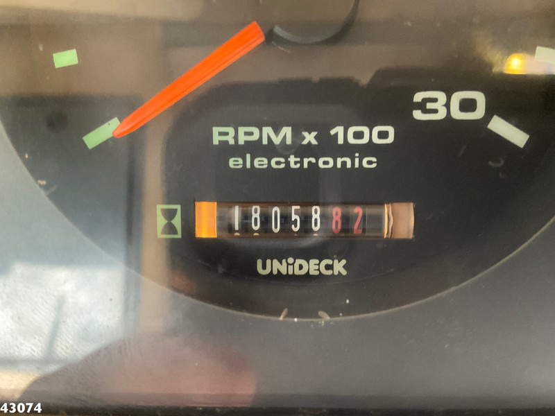 Road sweeper Ravo 560 60 km/u uitvoering: picture 17