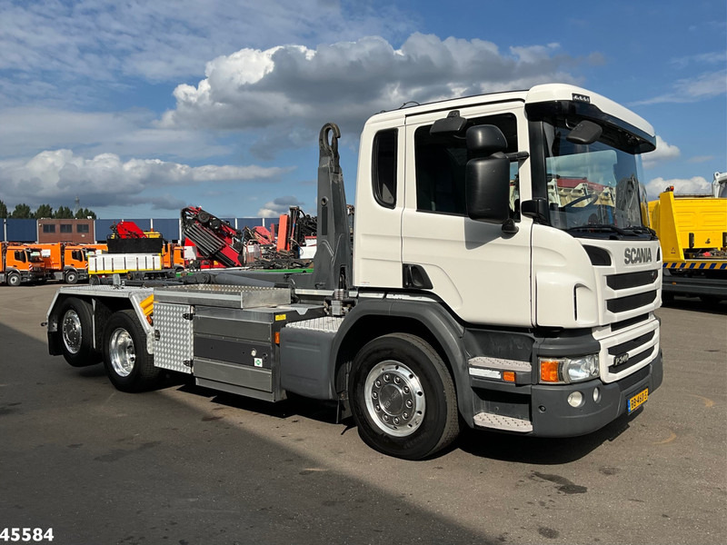 Scania P 340 Euro 6 CNG 21 Ton haakarmsysteem Just 140.611 km! - Hook lift truck: picture 3 Scania P 340 Euro 6 CNG 21 Ton haakarmsysteem Just 140.611 km! - Hook lift truck: picture 3