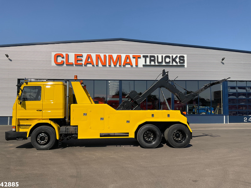 Scania R 142-H.400 6x2 Abschlepp "Gerestaureerde Oldtimer" - Tow truck: picture 2 Scania R 142-H.400 6x2 Abschlepp "Gerestaureerde Oldtimer" - Tow truck: picture 2