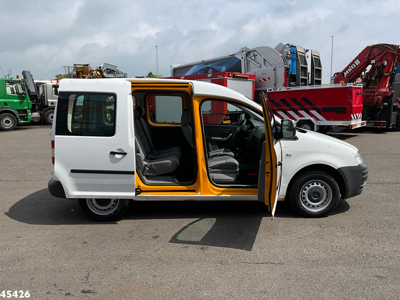 Volkswagen Caddy 1.6 Trendline Just 160.801 km! - Car: picture 4 Volkswagen Caddy 1.6 Trendline Just 160.801 km! - Car: picture 4