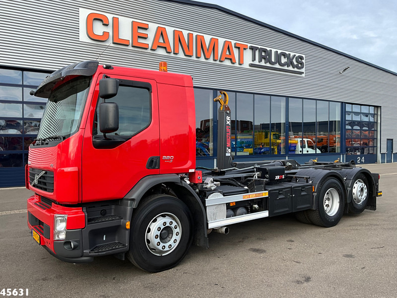 Volvo FE 320 Haakarmsysteem Just 39.923 km! Like New! - Hook lift truck: picture 5 Volvo FE 320 Haakarmsysteem Just 39.923 km! Like New! - Hook lift truck: picture 5
