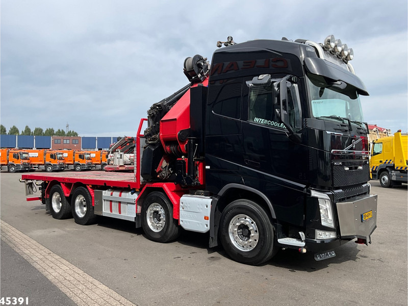 Volvo FH 540 8x4 HMF 85 Tonmeter laadkraan + Fly-Jib Just 222.786 km! - Crane truck: picture 3 Volvo FH 540 8x4 HMF 85 Tonmeter laadkraan + Fly-Jib Just 222.786 km! - Crane truck: picture 3