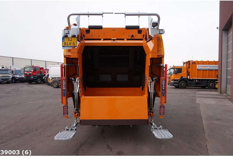 Volvo FM 330 - Garbage truck: picture 4 Volvo FM 330 - Garbage truck: picture 4