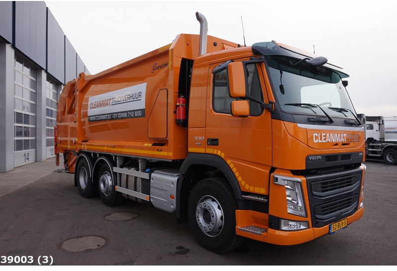 Volvo FM 330 - Garbage truck: picture 5 Volvo FM 330 - Garbage truck: picture 5