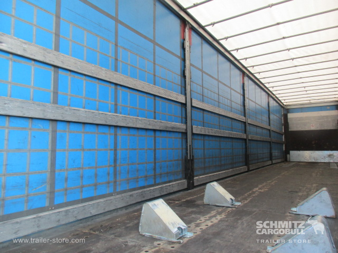 SCHMITZ Curtainsider Standard - Curtainsider semi-trailer: picture 3 SCHMITZ Curtainsider Standard - Curtainsider semi-trailer: picture 3