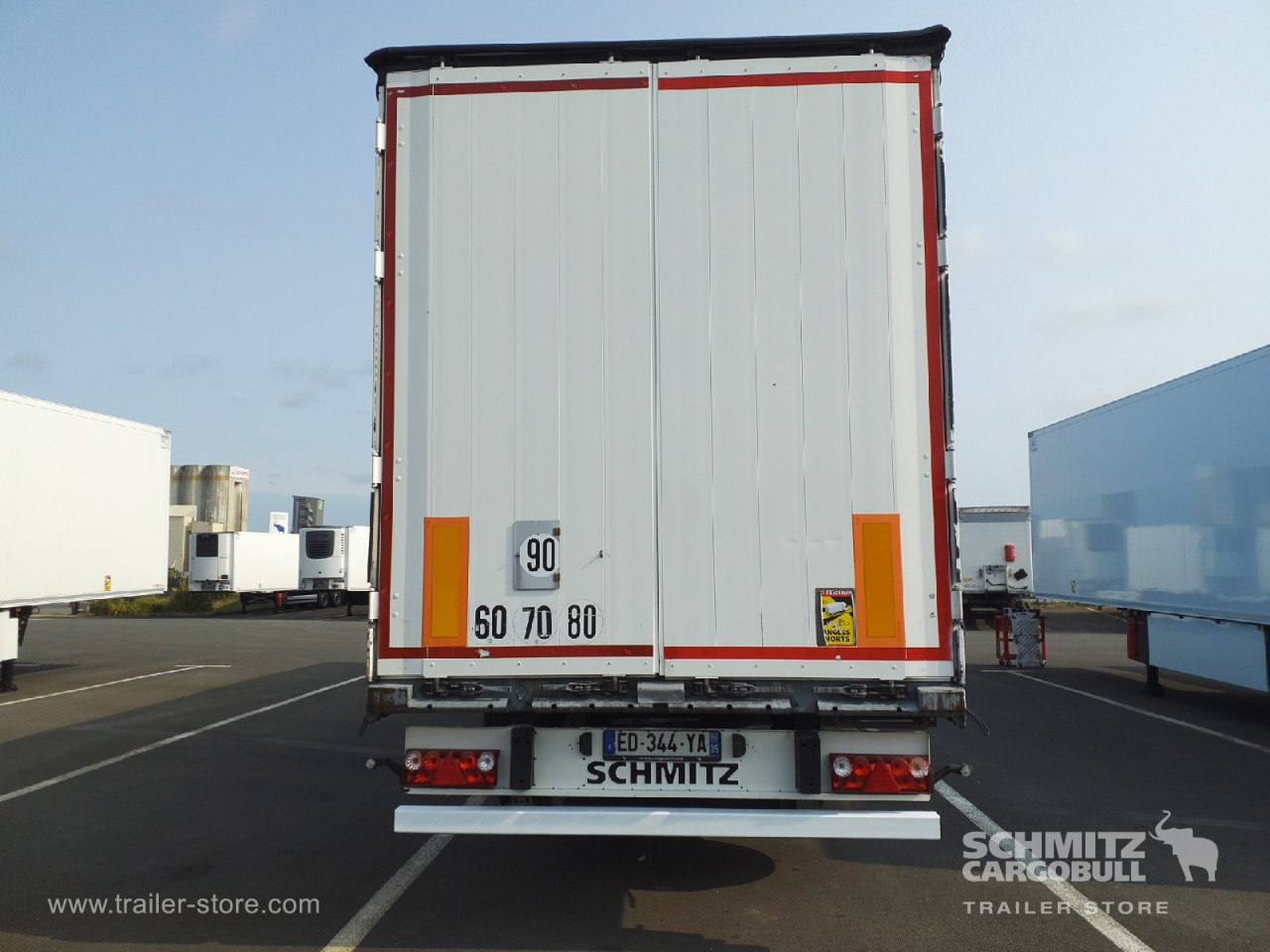SCHMITZ Curtainsider Standard - Curtainsider semi-trailer: picture 4 SCHMITZ Curtainsider Standard - Curtainsider semi-trailer: picture 4
