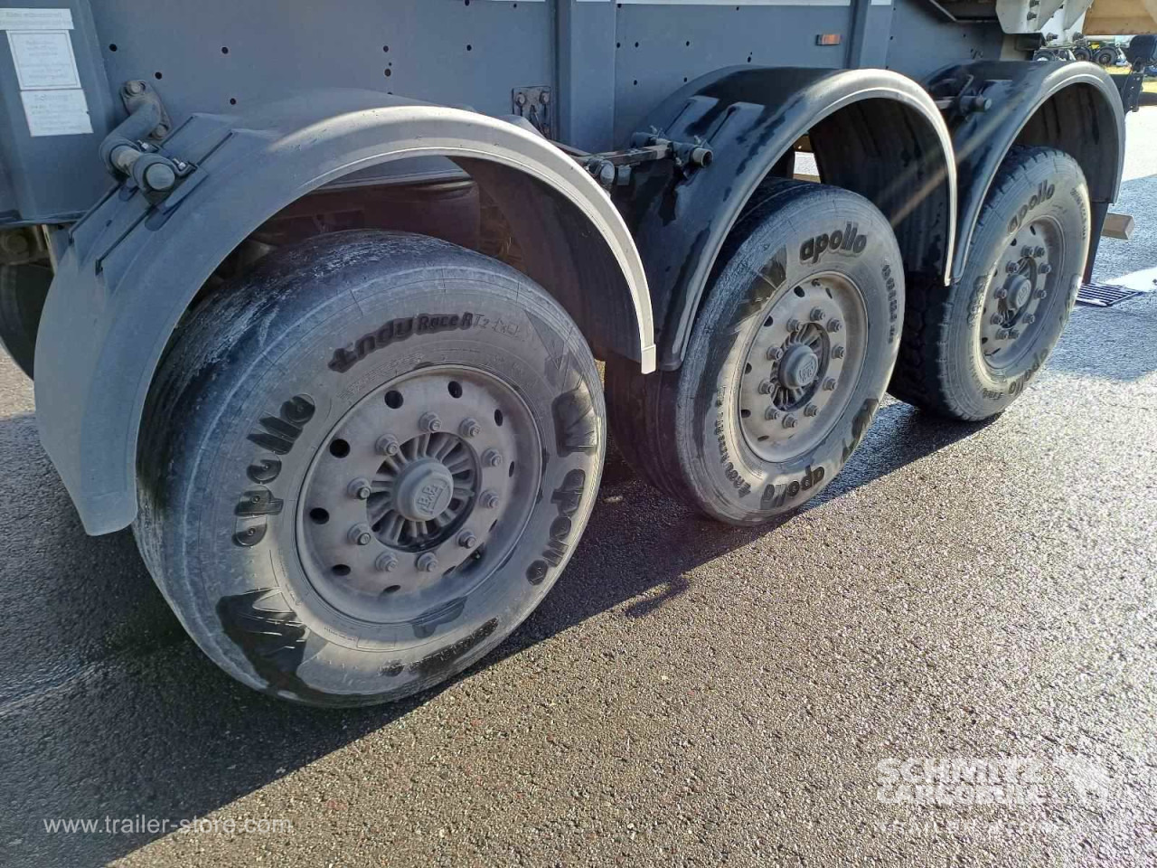 LANGENDORF Auflieger Kipper Stahlrundmulde 24m³ - Tipper semi-trailer: picture 2 LANGENDORF Auflieger Kipper Stahlrundmulde 24m³ - Tipper semi-trailer: picture 2