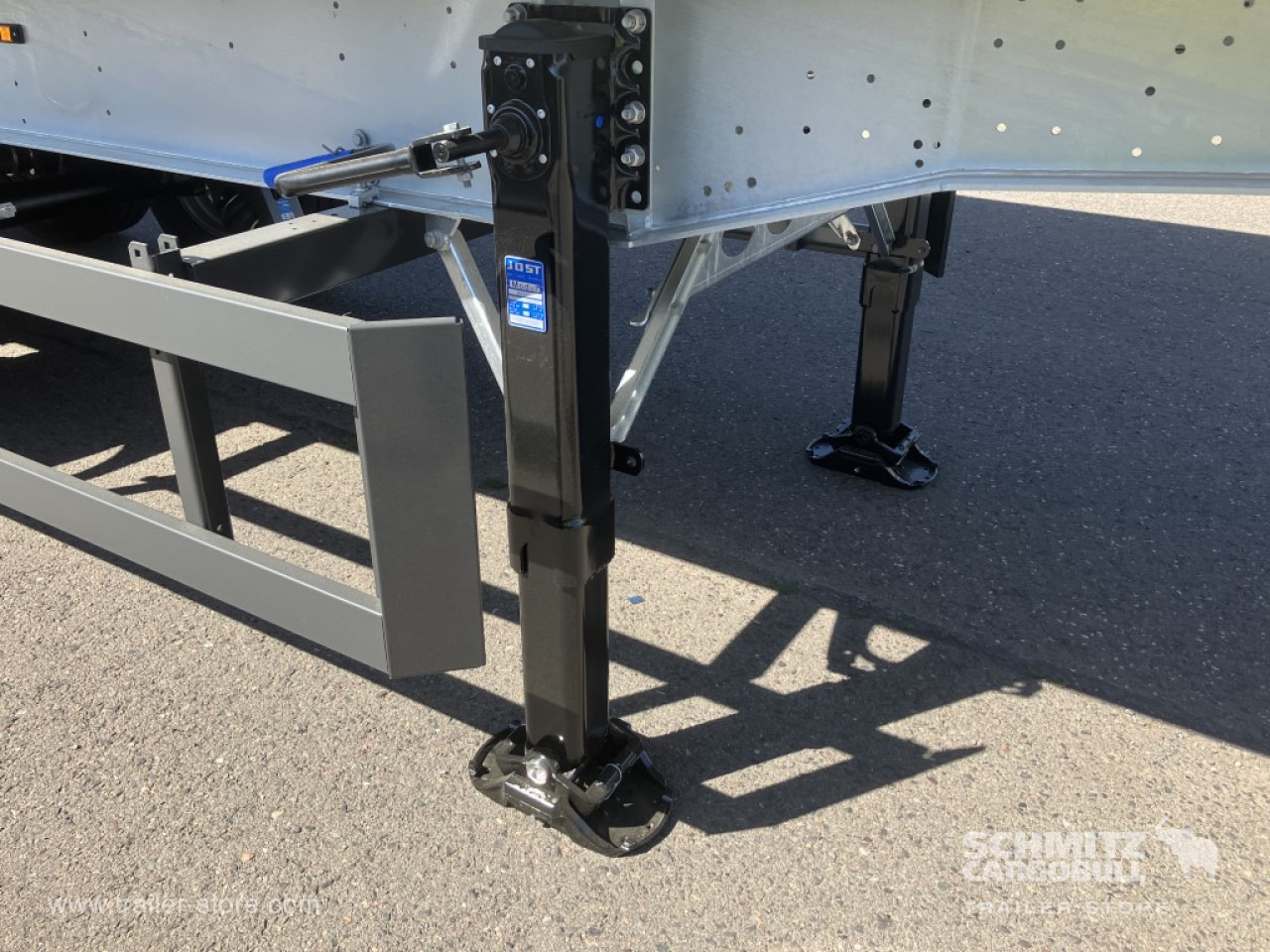 SCHMITZ Auflieger Kipper Alukastenmulde 52m³ - Tipper semi-trailer: picture 5 SCHMITZ Auflieger Kipper Alukastenmulde 52m³ - Tipper semi-trailer: picture 5