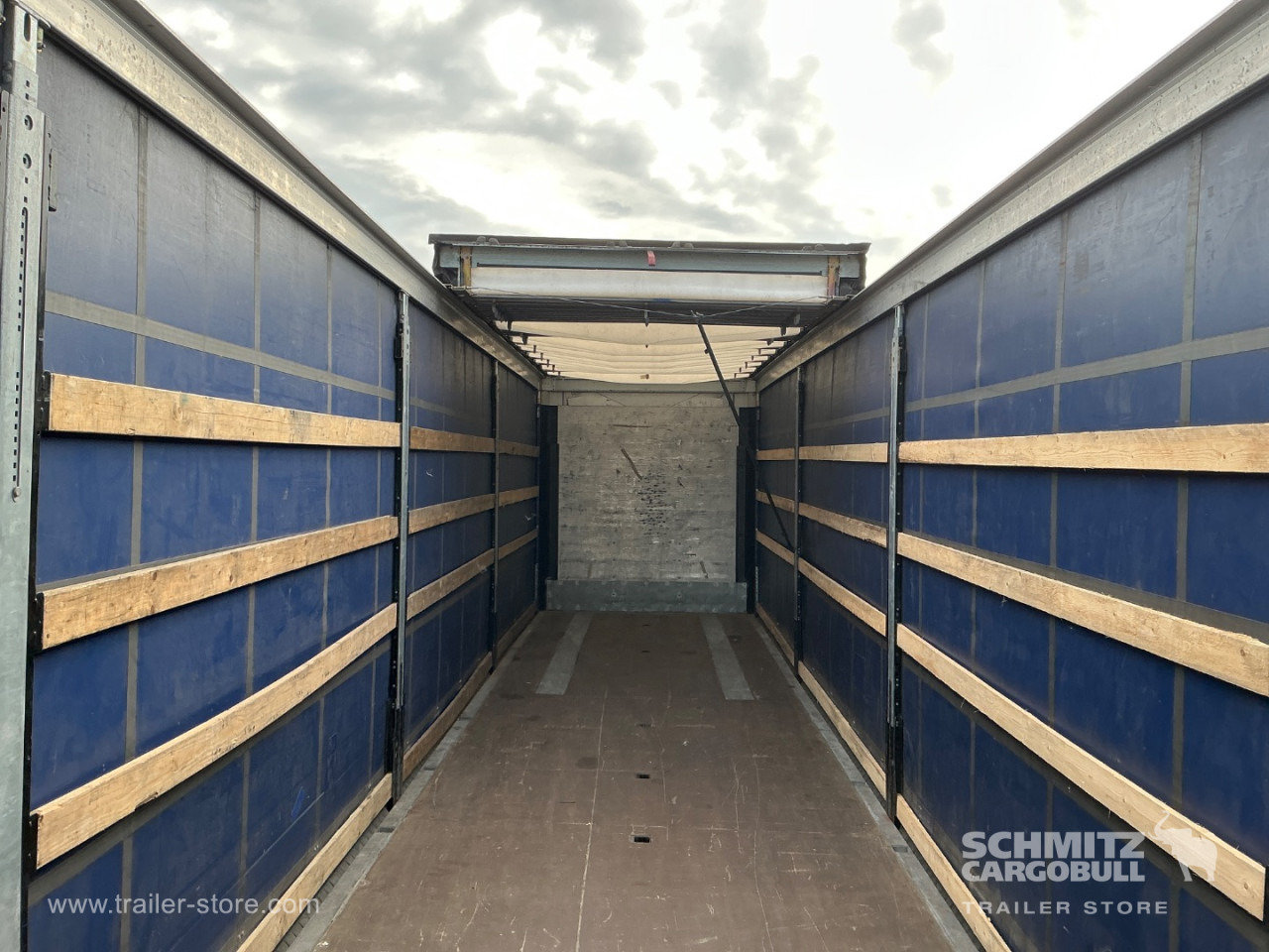 SCHMITZ Curtainsider Standard - Curtainsider semi-trailer: picture 5 SCHMITZ Curtainsider Standard - Curtainsider semi-trailer: picture 5