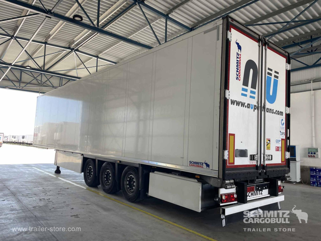 SCHMITZ Semiremolque Frigo Standard - Isothermal semi-trailer: picture 3 SCHMITZ Semiremolque Frigo Standard - Isothermal semi-trailer: picture 3