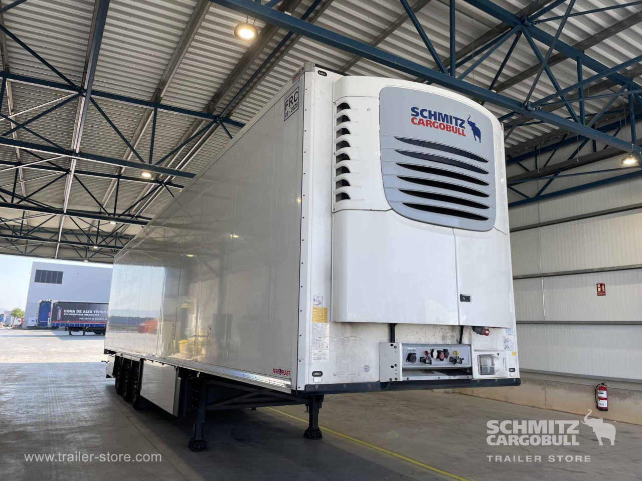 SCHMITZ Semiremolque Frigo Standard - Isothermal semi-trailer: picture 1 SCHMITZ Semiremolque Frigo Standard - Isothermal semi-trailer: picture 1