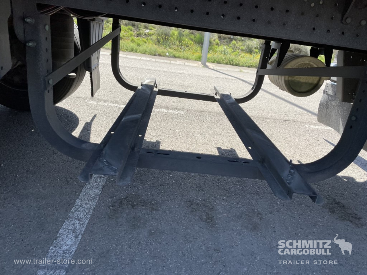 Isothermal semi-trailer SCHMITZ Semiremolque Frigo Standard: picture 11
