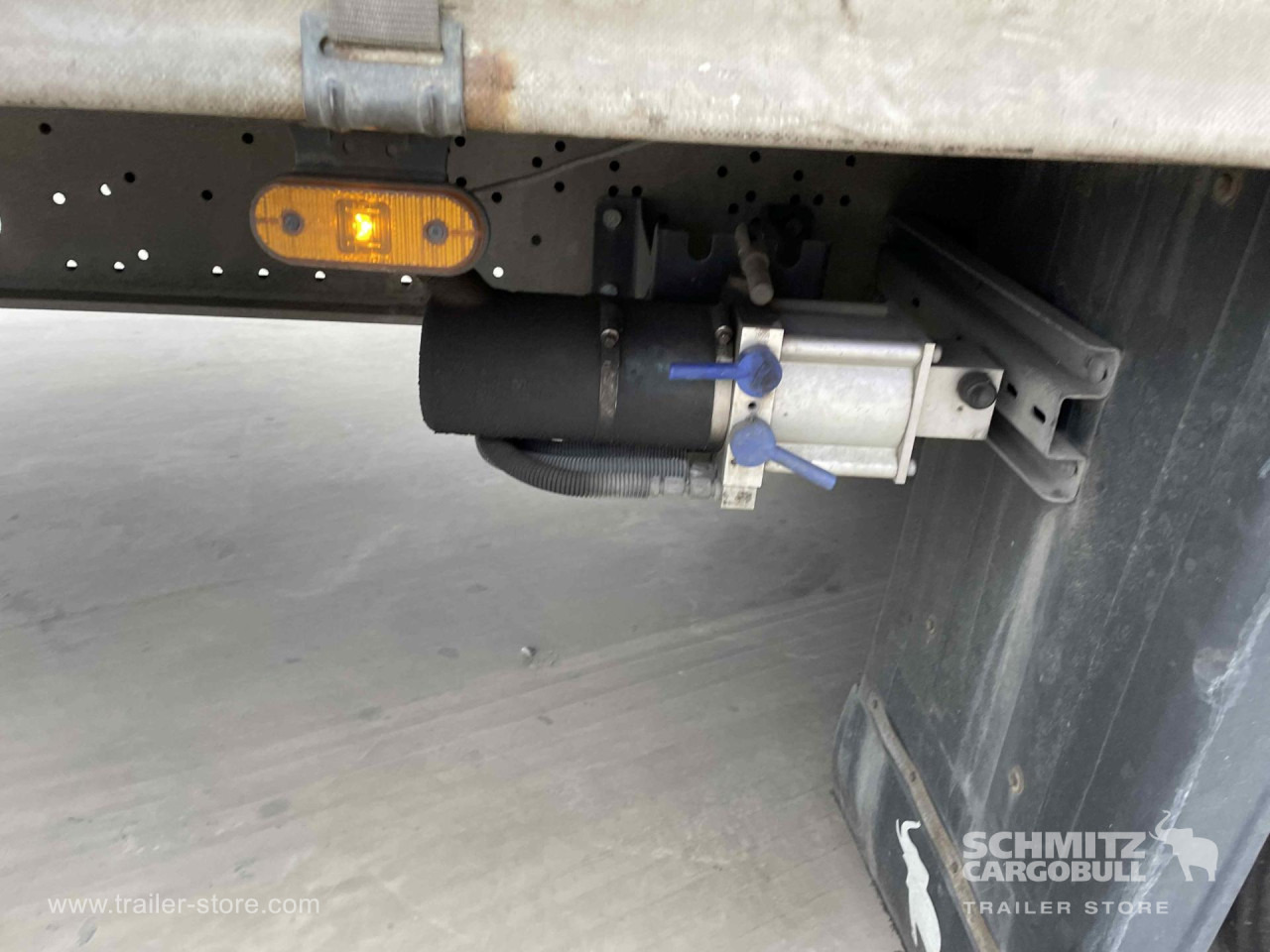 SCHMITZ Semiremolque Lona Mega - Curtainsider semi-trailer: picture 3 SCHMITZ Semiremolque Lona Mega - Curtainsider semi-trailer: picture 3
