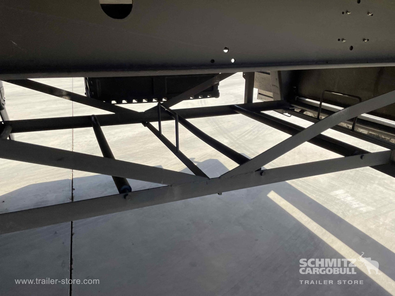 SOR IBERICA Remolque Frigo Standard - Refrigerator trailer: picture 4 SOR IBERICA Remolque Frigo Standard - Refrigerator trailer: picture 4