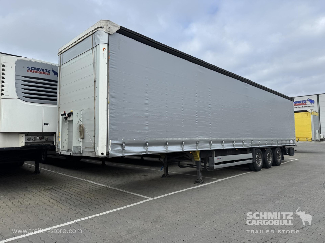 SCHMITZ Curtainsider Standard - Curtainsider semi-trailer: picture 5 SCHMITZ Curtainsider Standard - Curtainsider semi-trailer: picture 5