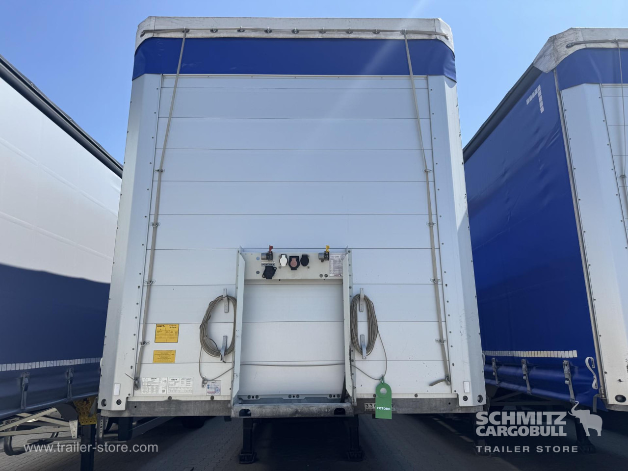 SCHMITZ Curtainsider Standard - Curtainsider semi-trailer: picture 4 SCHMITZ Curtainsider Standard - Curtainsider semi-trailer: picture 4