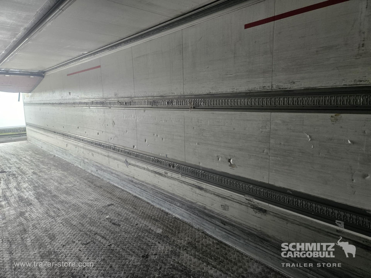 SCHMITZ Reefer Multitemp - Isothermal semi-trailer: picture 4 SCHMITZ Reefer Multitemp - Isothermal semi-trailer: picture 4