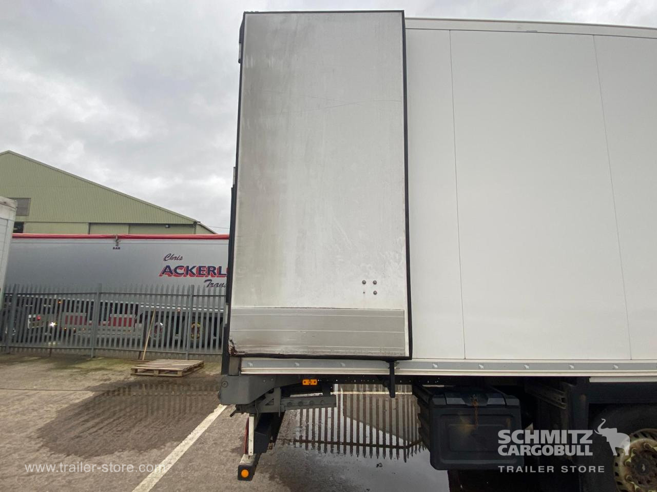 Isothermal semi-trailer SCHMITZ Reefer Multitemp: picture 13