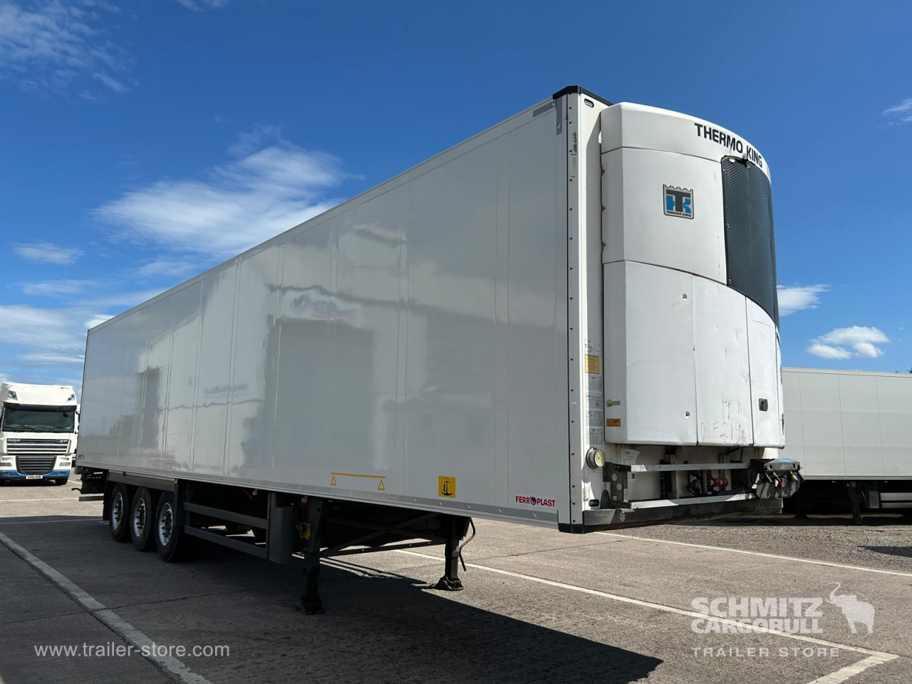 SCHMITZ Reefer Multitemp - Isothermal semi-trailer: picture 1 SCHMITZ Reefer Multitemp - Isothermal semi-trailer: picture 1
