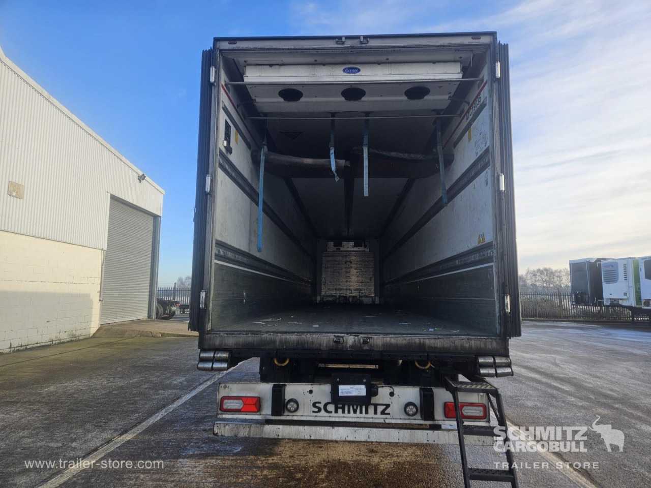 Isothermal semi-trailer SCHMITZ Reefer Multitemp: picture 9