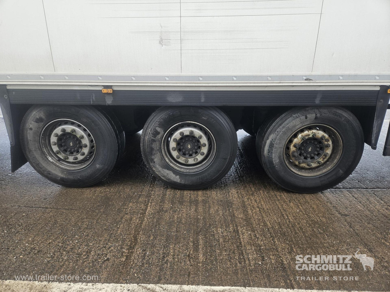 Isothermal semi-trailer SCHMITZ Reefer Standard: picture 7