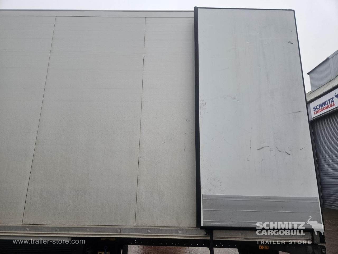 Isothermal semi-trailer SCHMITZ Reefer Standard: picture 14