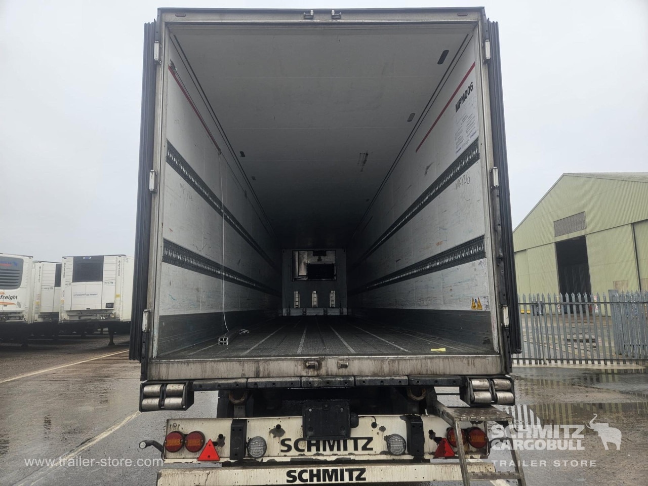 Isothermal semi-trailer SCHMITZ Reefer Standard: picture 9