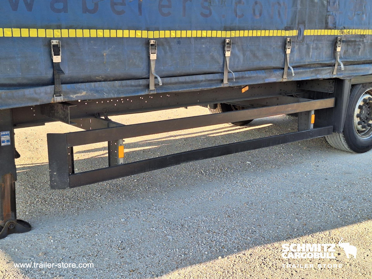 SCHMITZ Curtainsider Mega - Curtainsider semi-trailer: picture 2 SCHMITZ Curtainsider Mega - Curtainsider semi-trailer: picture 2