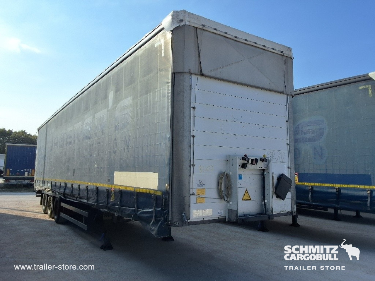 SCHMITZ Curtainsider Mega - Curtainsider semi-trailer: picture 1 SCHMITZ Curtainsider Mega - Curtainsider semi-trailer: picture 1