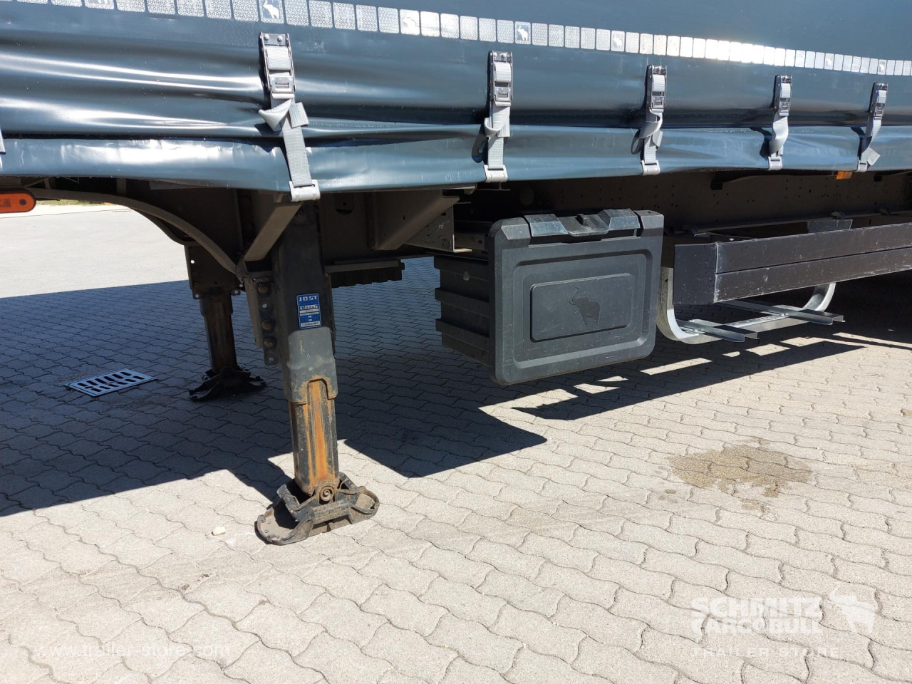 SCHMITZ Curtainsider Mega - Curtainsider semi-trailer: picture 2 SCHMITZ Curtainsider Mega - Curtainsider semi-trailer: picture 2