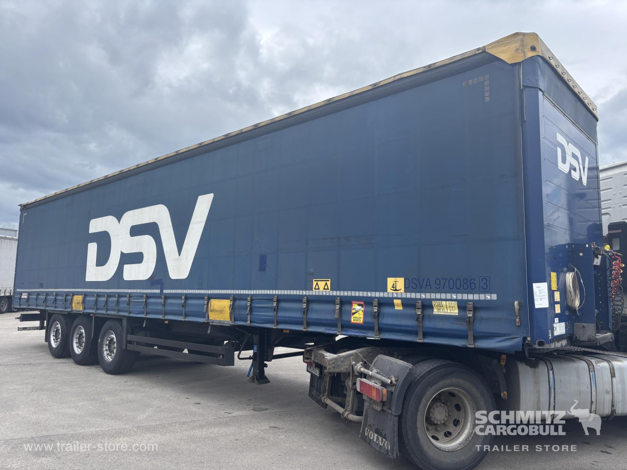 SCHMITZ Curtainsider Standard - Curtainsider semi-trailer: picture 5 SCHMITZ Curtainsider Standard - Curtainsider semi-trailer: picture 5