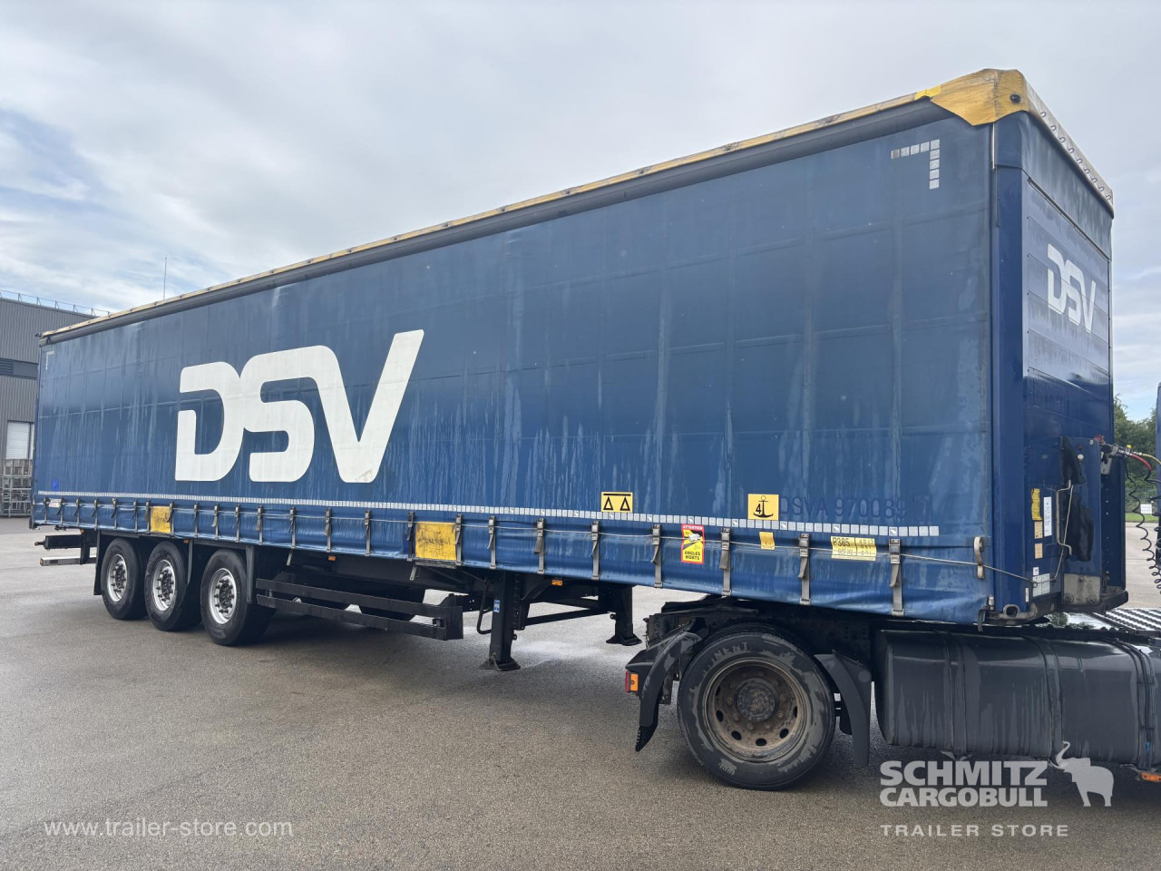 SCHMITZ Curtainsider Standard - Curtainsider semi-trailer: picture 5 SCHMITZ Curtainsider Standard - Curtainsider semi-trailer: picture 5