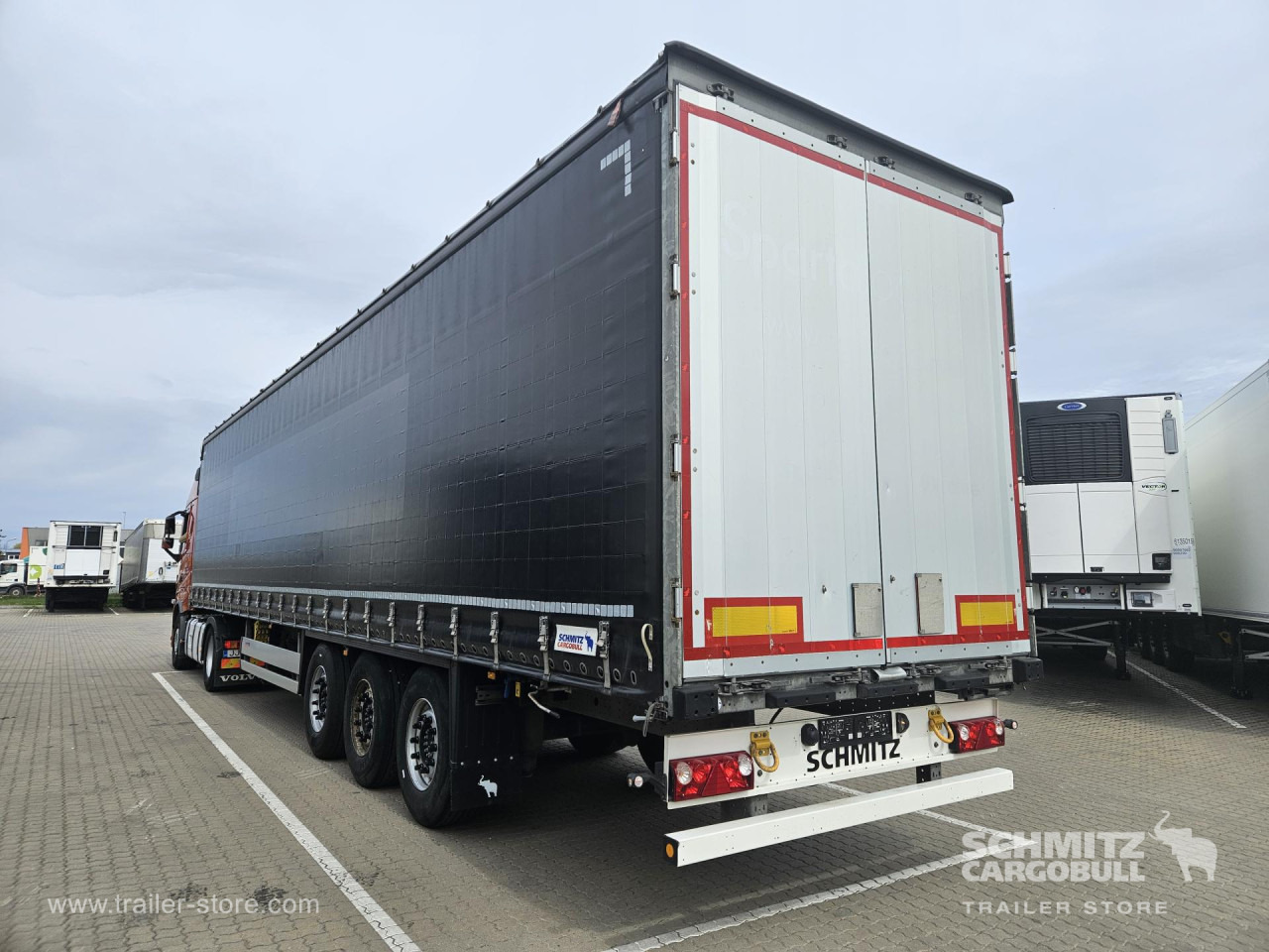 SCHMITZ Curtainsider Standard - Curtainsider semi-trailer: picture 2 SCHMITZ Curtainsider Standard - Curtainsider semi-trailer: picture 2