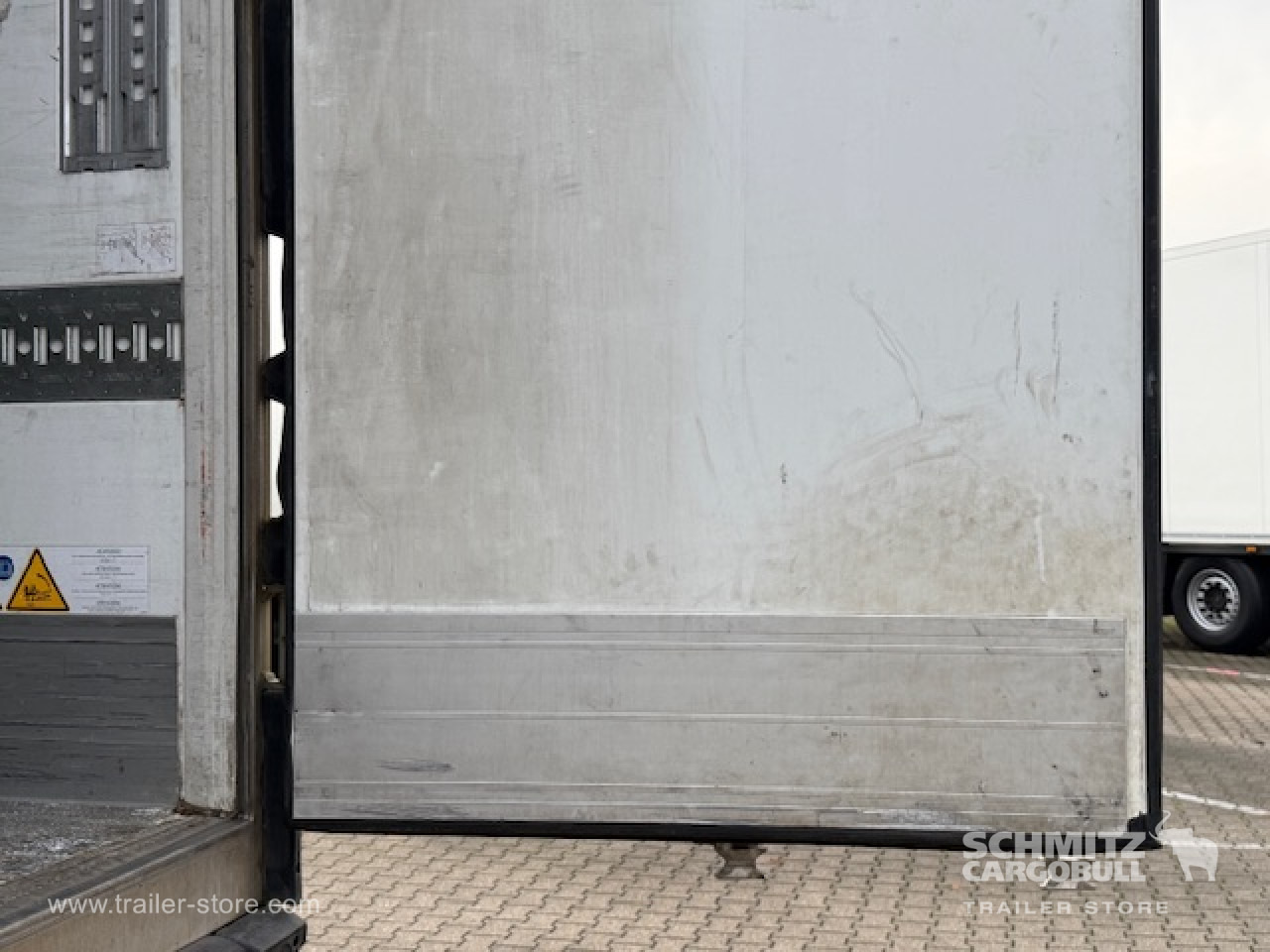 SCHMITZ Oplegger Vries Multitemp Double deck - Isothermal semi-trailer: picture 2 SCHMITZ Oplegger Vries Multitemp Double deck - Isothermal semi-trailer: picture 2