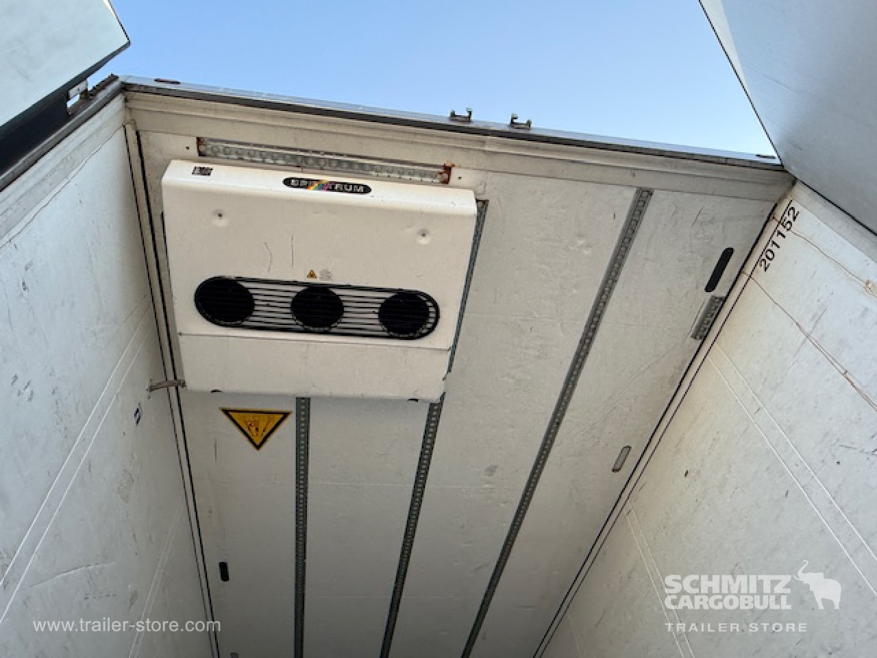SCHMITZ Oplegger Vries Multitemp - Isothermal semi-trailer: picture 4 SCHMITZ Oplegger Vries Multitemp - Isothermal semi-trailer: picture 4