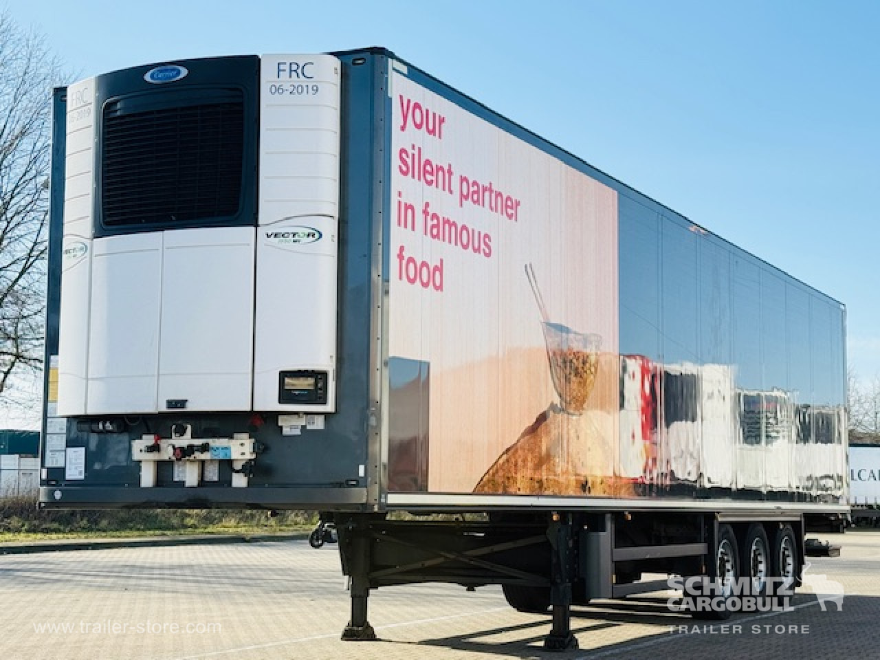 SCHMITZ Oplegger Vries Multitemp Taillift - Isothermal semi-trailer: picture 1 SCHMITZ Oplegger Vries Multitemp Taillift - Isothermal semi-trailer: picture 1