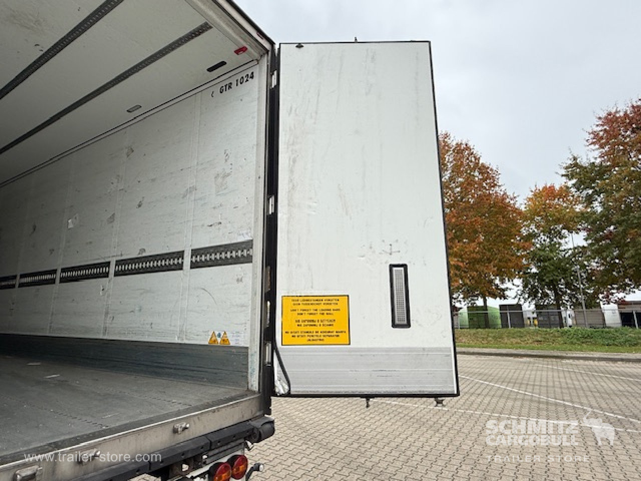 SCHMITZ Oplegger Vries Standard - Isothermal semi-trailer: picture 4 SCHMITZ Oplegger Vries Standard - Isothermal semi-trailer: picture 4