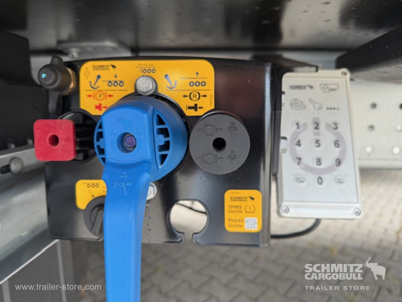 New Isothermal semi-trailer SCHMITZ Oplegger Vries Standard Taillift: picture 10
