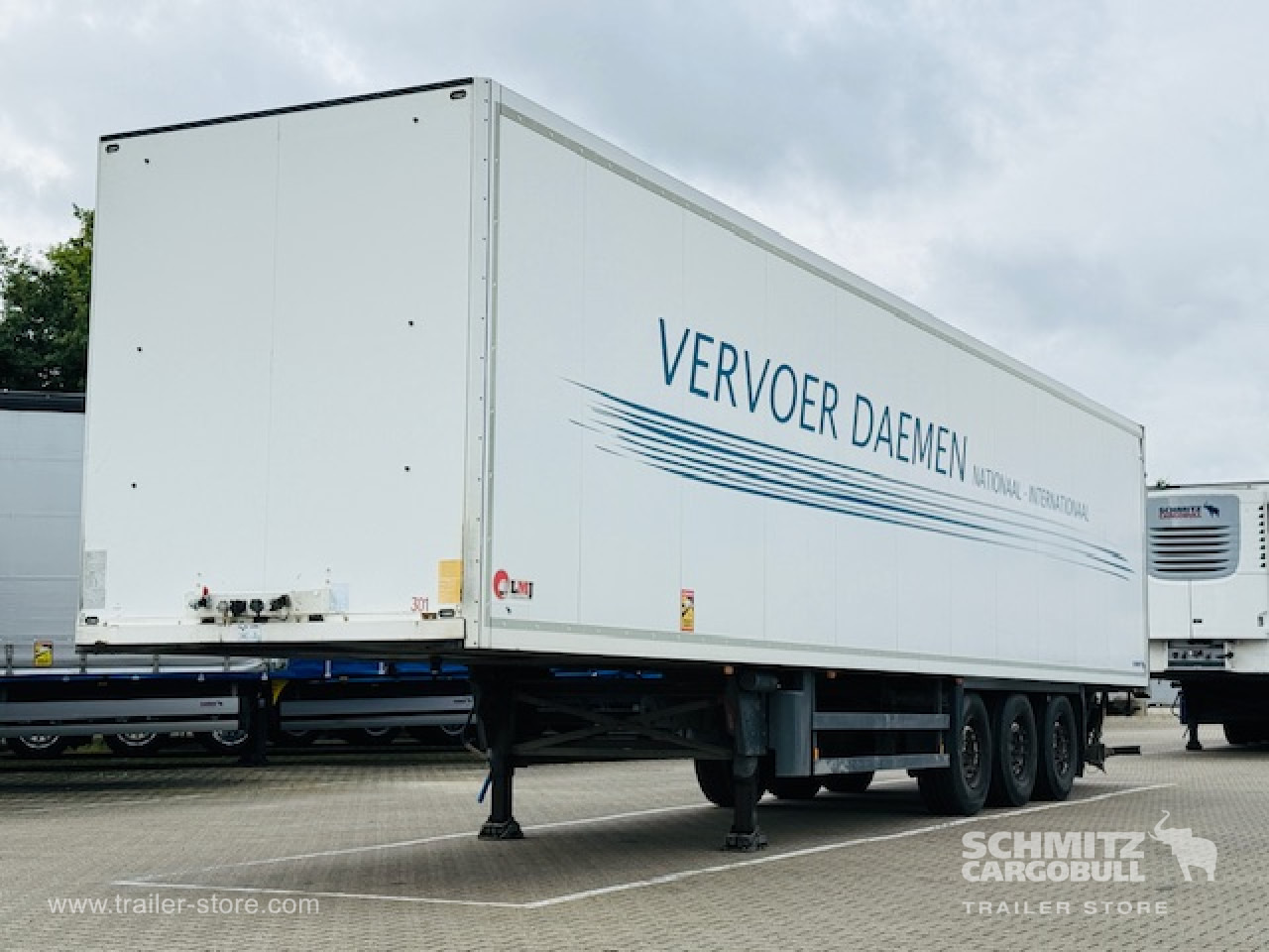 Isothermal semi-trailer SCHMITZ Oplegger Vries Standard Taillift: picture 8