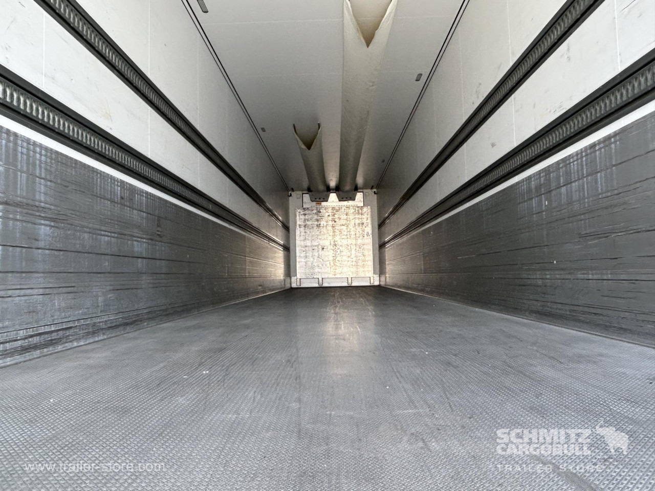 Isothermal semi-trailer SCHMITZ Reefer Standard: picture 6