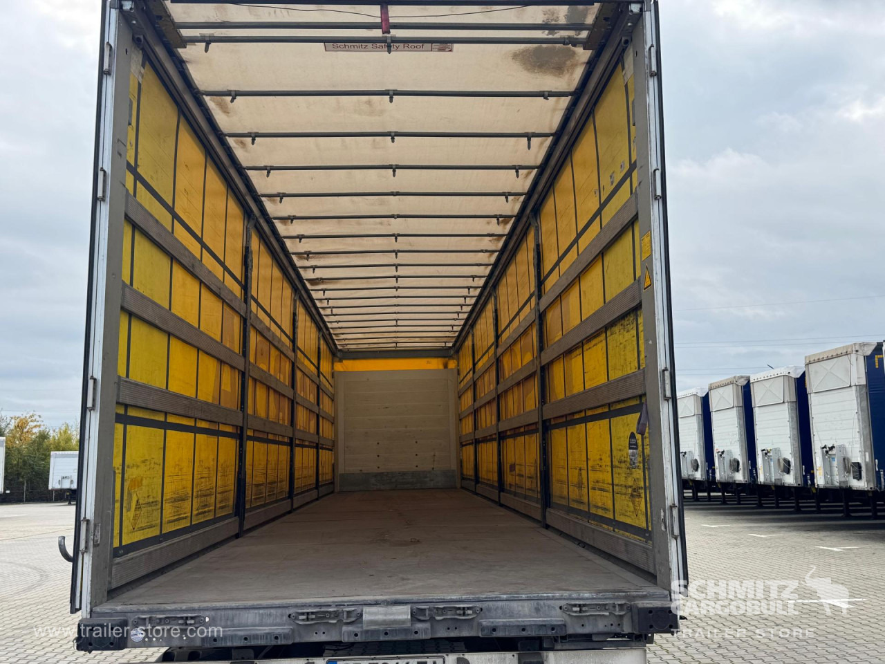 Curtainsider semi-trailer SCHMITZ Curtainsider Standard: picture 7