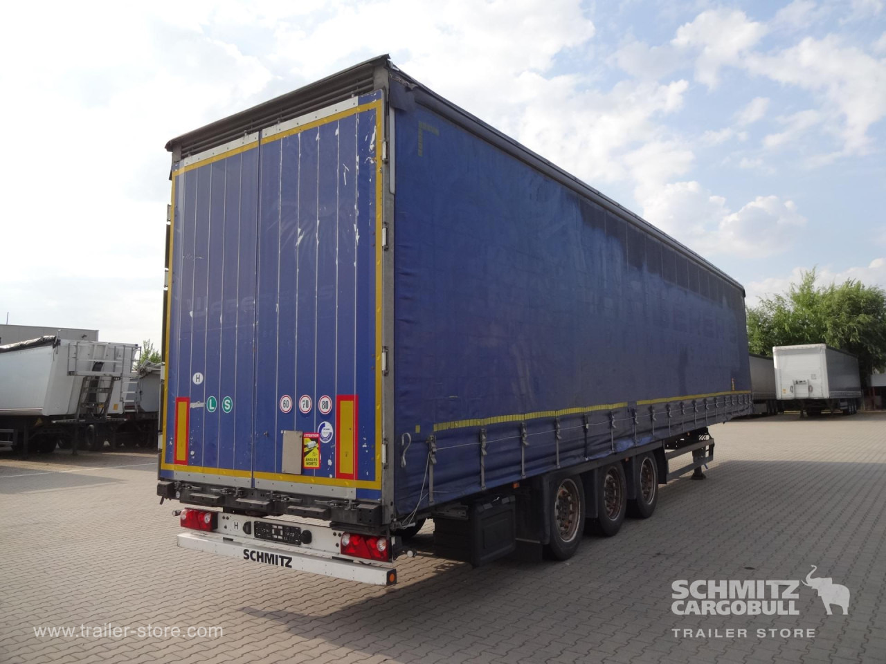 SCHMITZ Curtainsider Varios - Curtainsider semi-trailer: picture 1 SCHMITZ Curtainsider Varios - Curtainsider semi-trailer: picture 1