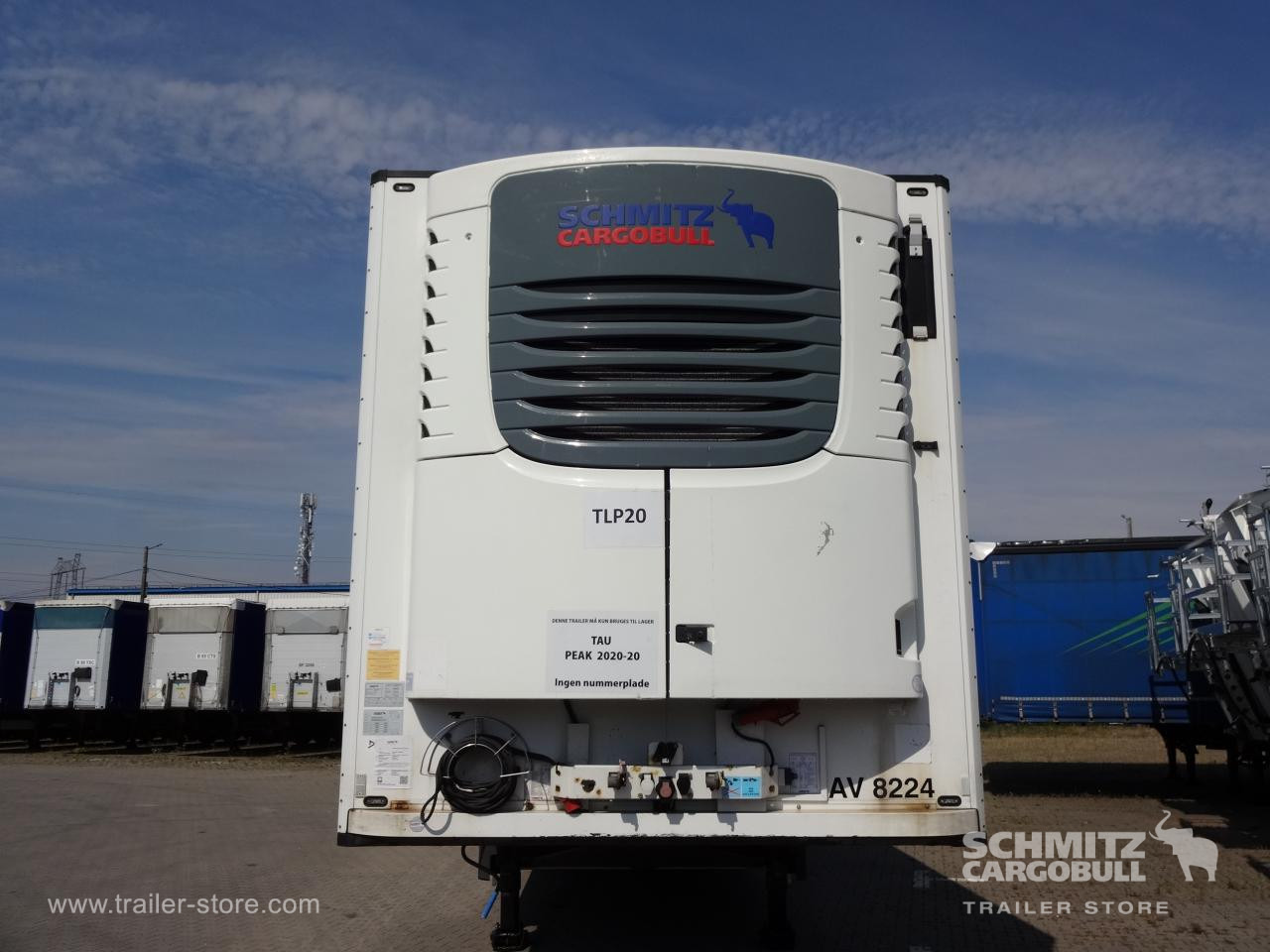 Isothermal semi-trailer SCHMITZ Reefer Standard: picture 13