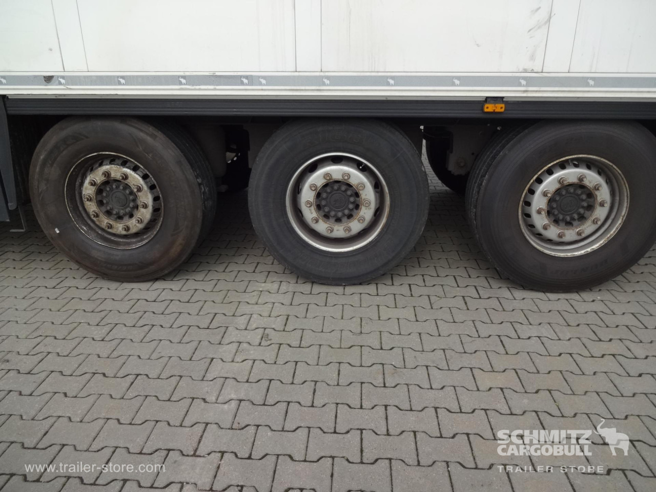 Isothermal semi-trailer SCHMITZ Reefer Standard: picture 11