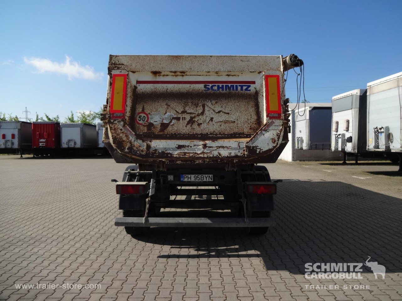 SCHMITZ Tipper Steel half pipe body 28m³ - Tipper semi-trailer: picture 5 SCHMITZ Tipper Steel half pipe body 28m³ - Tipper semi-trailer: picture 5