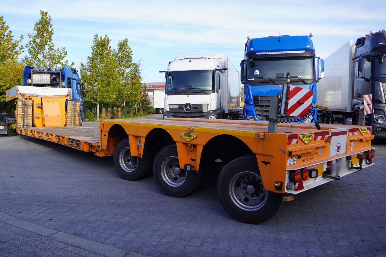 BROSHUIS 3ABD-48 61.0t TiefBet low-loader semi-trailer / 40 tons cap. / 3 steering axles / hydraulic suspension - Low loader semi-trailer: picture 5 BROSHUIS 3ABD-48 61.0t TiefBet low-loader semi-trailer / 40 tons cap. / 3 steering axles / hydraulic suspension - Low loader semi-trailer: picture 5