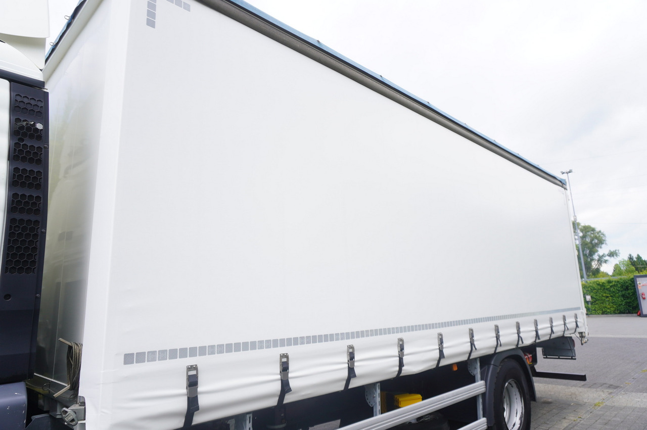 Curtainsider truck MAN TGS 18.440 / 19 EPAL curtainsider / Sleeper cab: picture 11 Curtainsider truck MAN TGS 18.440 / 19 EPAL curtainsider / Sleeper cab: picture 11