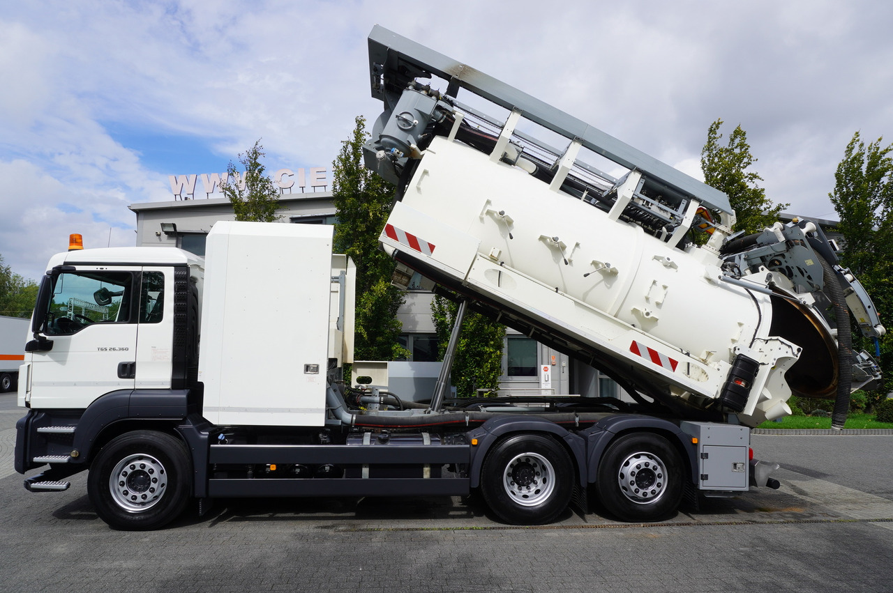 MAN TGS 26.360 E6 / RIVARD sewage cleaner 18 m3 / 115 tho. km / steering axle / 2 units - Vacuum truck: picture 4 MAN TGS 26.360 E6 / RIVARD sewage cleaner 18 m3 / 115 tho. km / steering axle / 2 units - Vacuum truck: picture 4