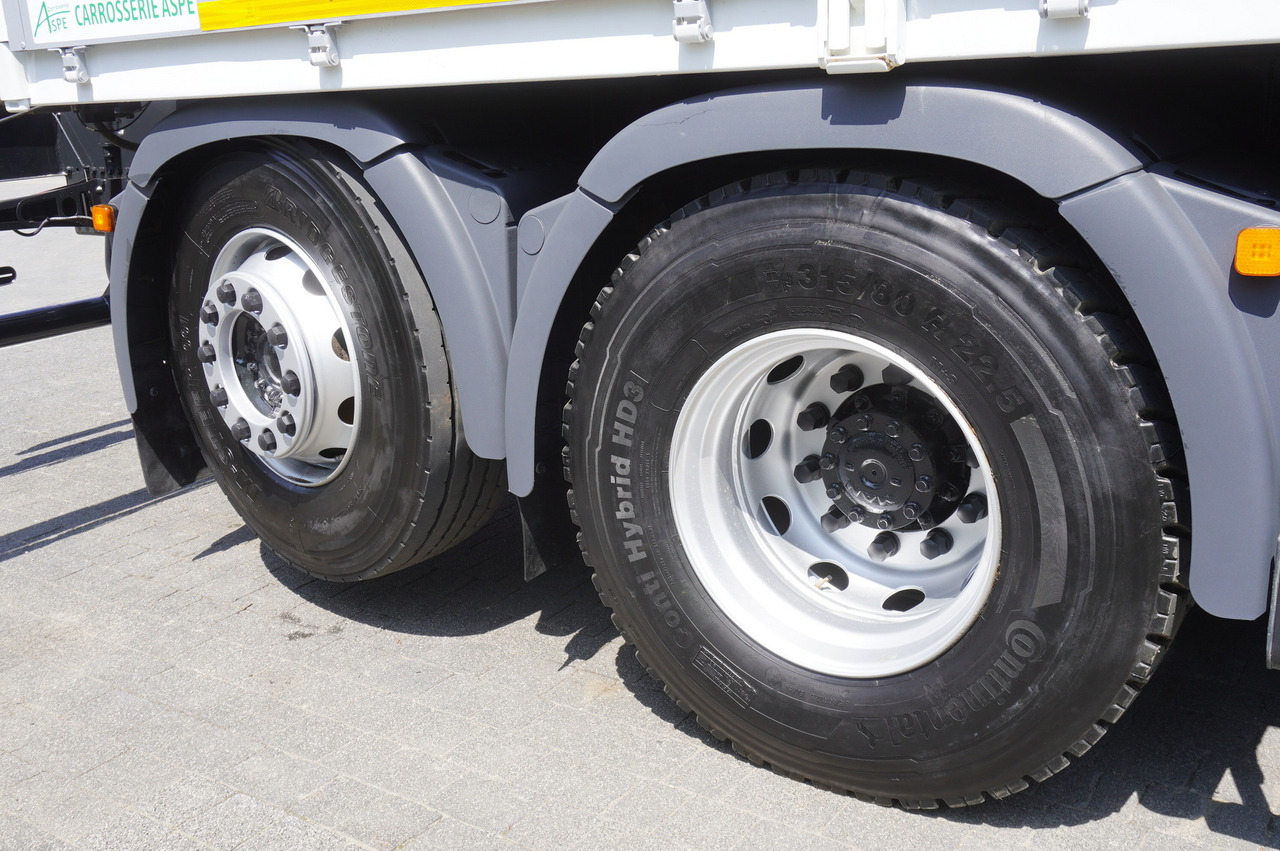 Dropside/ Flatbed truck, Crane truck MAN TGS 26.360 Flatbed / Fassi F175 7.7 T / steered 3rd axle: picture 12 Dropside/ Flatbed truck, Crane truck MAN TGS 26.360 Flatbed / Fassi F175 7.7 T / steered 3rd axle: picture 12