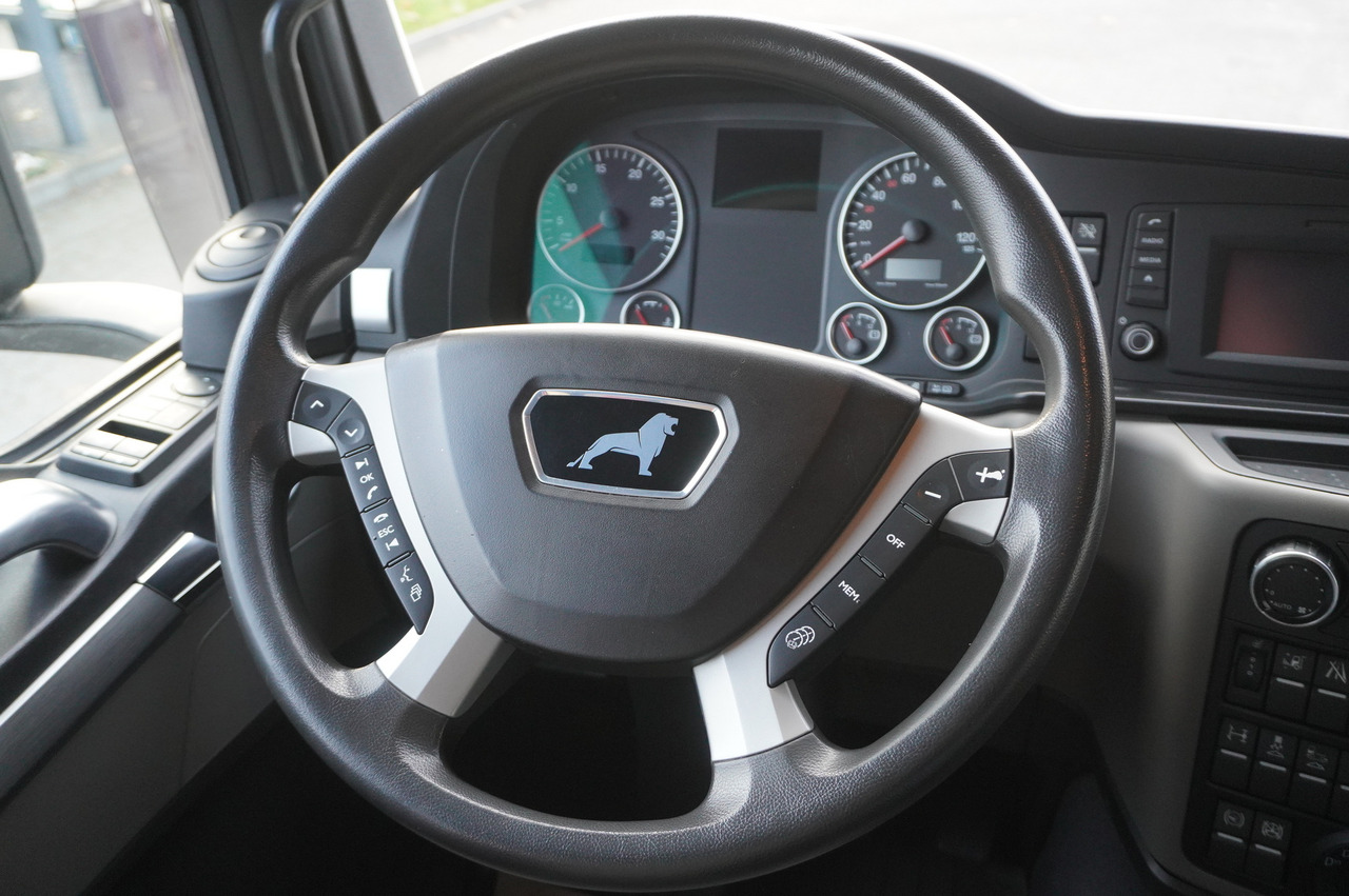 MAN TGS 35.420 8×2 / Chassis 6.4 m / 3 steered axles leasing MAN TGS 35.420 8×2 / Chassis 6.4 m / 3 steered axles: picture 17